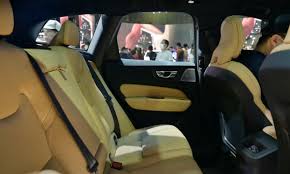 Hàng ghế sau Volvo XC60 Ultra đủ rộng