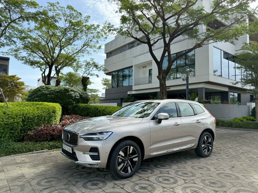 Hybrid Volvo XC60 có sẵn tại showroom Volvo Car Đà Nẵng