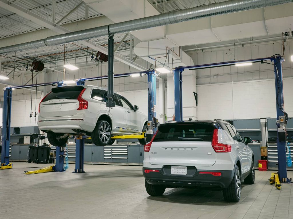 bảo dưỡng & bảo hành tại Volvo | 8 Bí mật "đắt giá" khi mua xe Volvo 